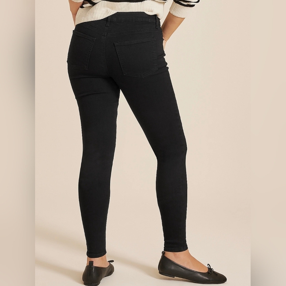 Mauruces Stylish Black Jegging Jean